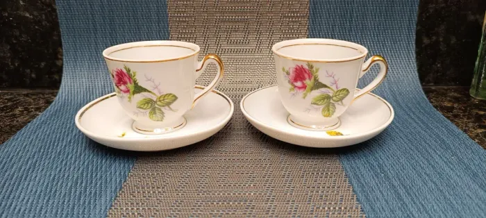 Xícaras em porcelana