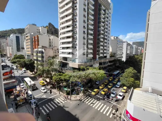 IMPERDÍVEL SALA E EM EXCELENTE LOCALIZAÇÃO!!!!