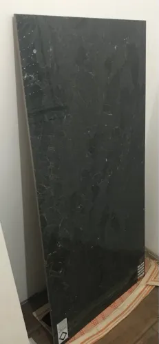 Porcelanato / tampo para mesa marmorizado prato