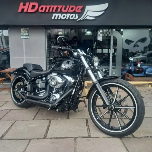 Harley - Davidson Breakout - 2015 - 14mil km