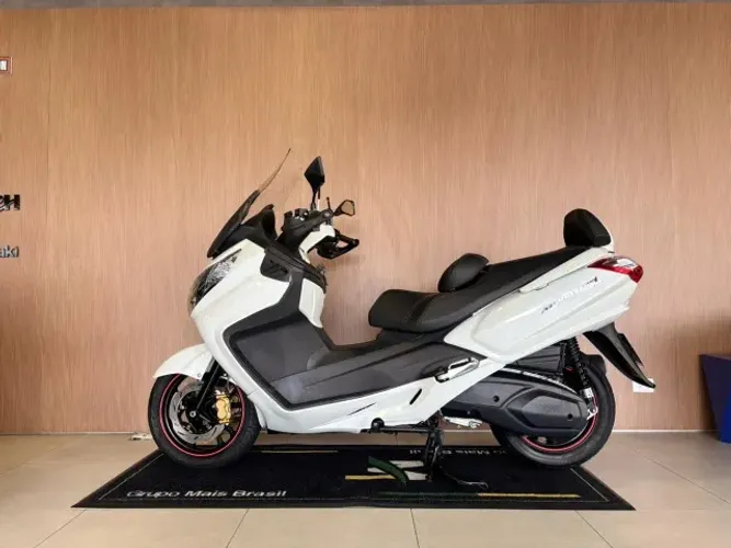 MAXSYM 400 - FINANCIA EM 48X S/ ENTRADA CARTÃO EM 24X - ERICA