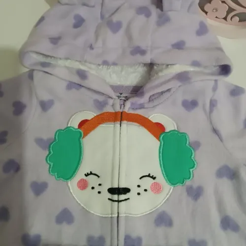 Macacão de inverno para bebê menina com capuz