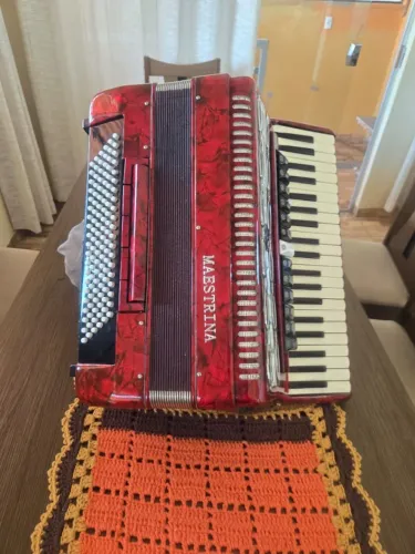 Acordeon Sanfona Mestrina - 120 Baixos