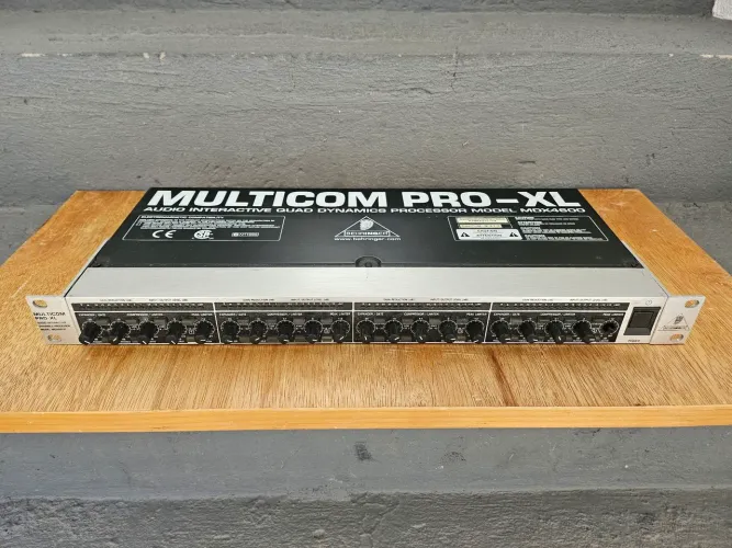 COMPRESSOR BEHRINGER MULTICOM PRO-XL MDX4600