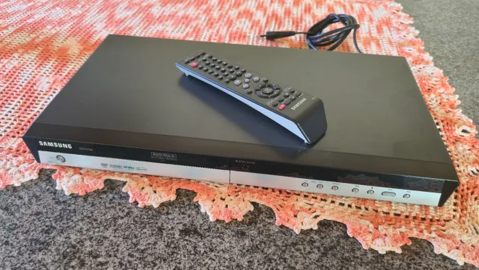 Gravador DVD de mesa Samsung R150