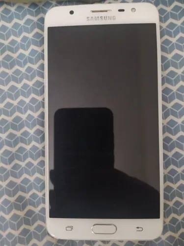 Celular Samsung Galaxy J7 Prime - Tela otima condições 