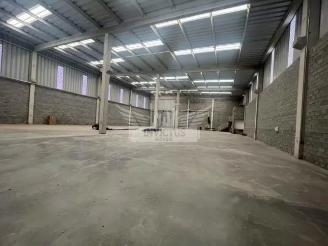 Galpão com Ótima Localização Excelente Logística à Venda, 1.600m² - Bairro Cooperativa, Sã