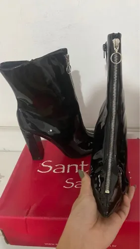 Bota feminina preta verniz com zíper n38