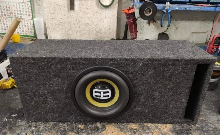 FB AUDIO 1600 RMS 12 POLEGADAS 2 OHMS.
