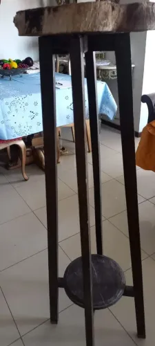 Mesa de apoio rústica