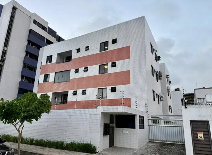 Apartamento com 3 dormitórios para alugar, 82 m² por R$ 2.500/mês - Bessa - João Pessoa/PB