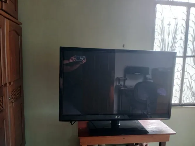 Televisão de 32 polegadas placa queimada 