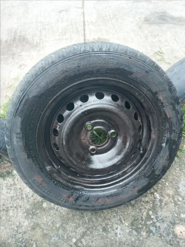 Estepe para Kwid - Pneu de Kwid - Jante de Kwid