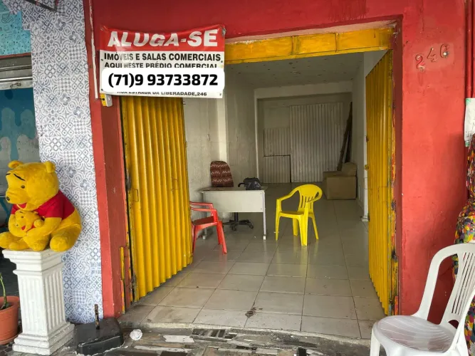 Alugo pontos comerciais e galpão na liberdade 