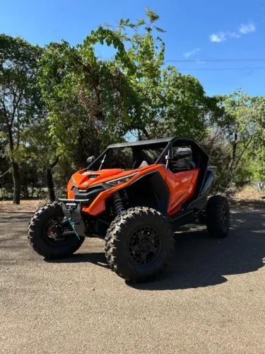 UTV ZFORCE Z10 TURBO
