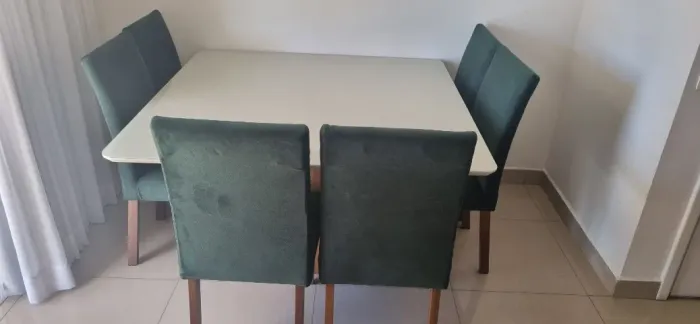 Mesa de jantar 8 lugares