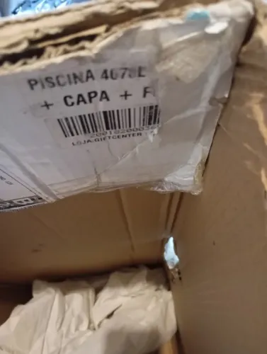 Piscina 4.678L  Semi-nova abaixo do preço de custo "Oportunidade unica" 