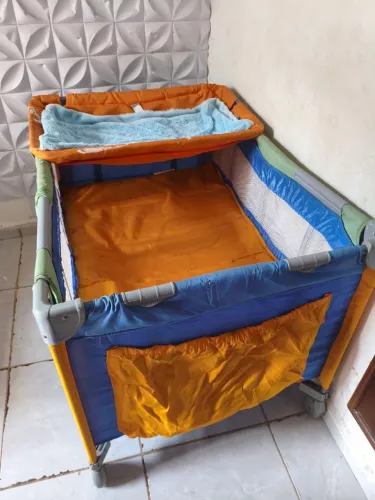 Berço portátil prime baby com trocador podendo ser acoplado 