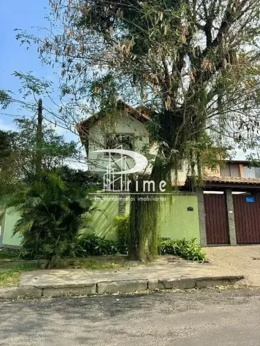Casa com 5 dormitórios para alugar, 180 m² por R$ 3.813,00/mês - Itaipu - Niterói/RJ