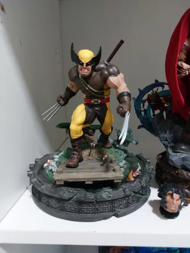 Wolverine Unleashed Iron Studios 