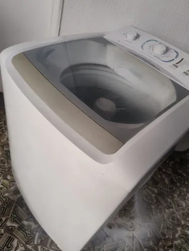 Máquina de lavar roupa Eletrolux 12 kilos