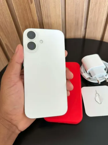 iPhone 16 - (128GB) Aparelho Impecável 