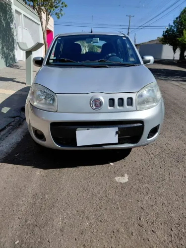 Fiat Uno Vivace/rua 1.0 EVO Fire Flex 8V 5P 2013