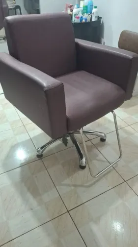 Cadeira hidráulica p/ salão