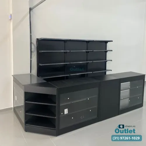 Balcão de atendimento em aço