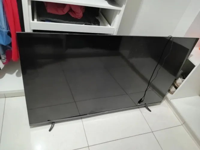 Tv 58 Polegadas smart Led com tela quebrada 