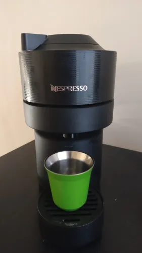 Máquina de café Nespresso Virtuo Pop preta