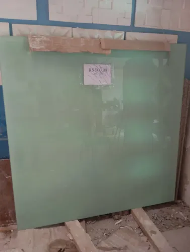 Mesa de vidro fosco
