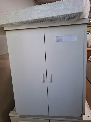 ARMARINHO BRANCO 2 PORTAS COM 1 PRATELEIRA INTERNA. MEDIDAS 80A X 60,1L X 37,5P