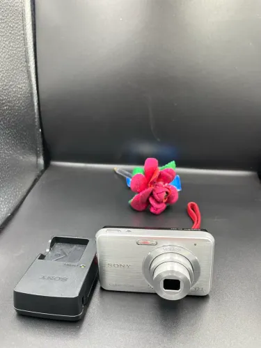 Câmera Sony w310 bateria e cartão de memória