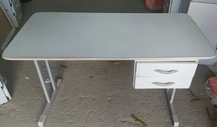 Mesa de escritório 2 portas | Somente retirada em mãos