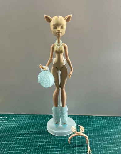 Isi Dawndancer Boneca Monster High G1 - base custom