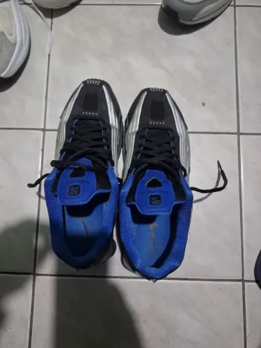 Nike Shox R4 N°43 