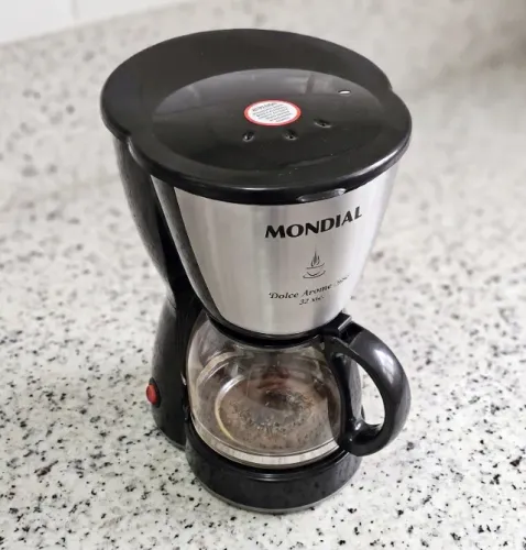 Cafeteira Elétrica Mondial Dolce Arome 32 Xícaras