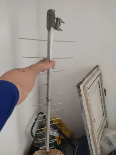 Vende-se antena