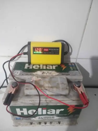 Carregador de Bateria