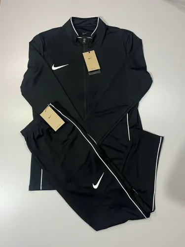 Conjunto Nike Park dri-fit