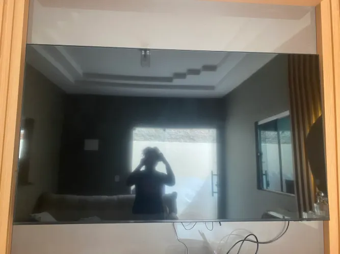 Tv Samsung, 75 polegadas ( negociável)