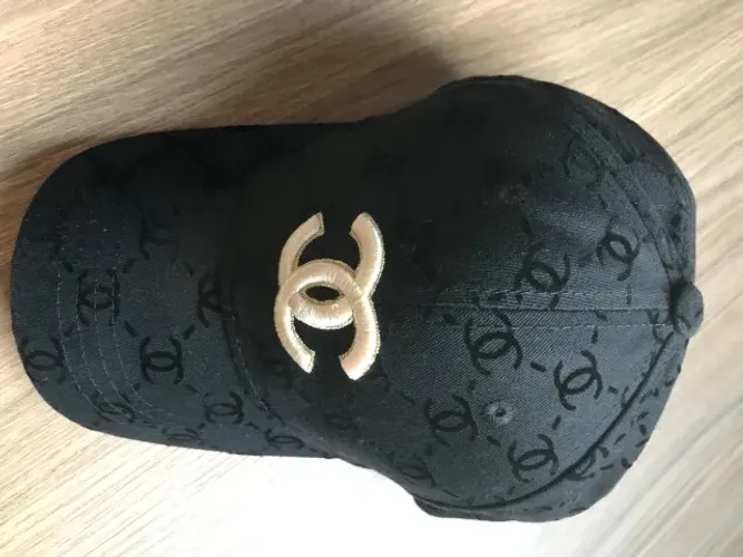 boné