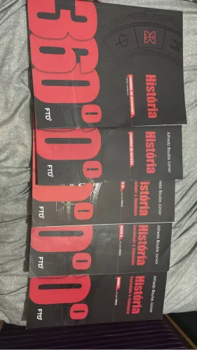 Livros didáticos do Ensino médio 