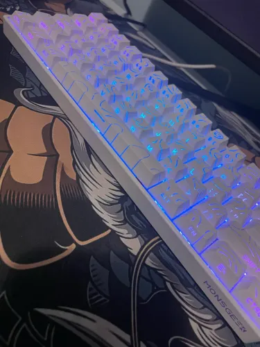 Troco teclado magnético AKKO personalizado.