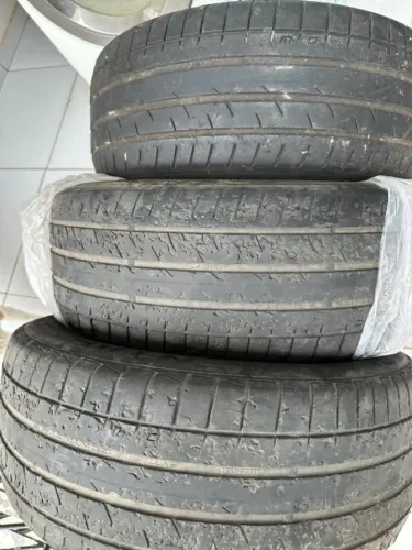 3 Pneus Continental Aro 17'' 215/55