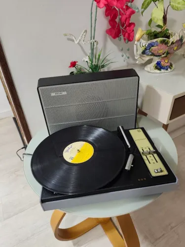 Vitrolinha Philips GF503 Década 1970