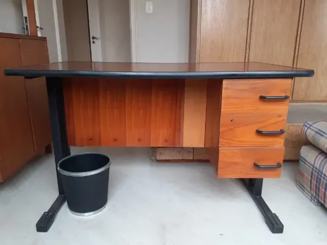 Mesa de Escritório 