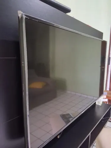 Smart TV LED 49" Full HD LG( APRESENTANDO LINHAS NA TELA)