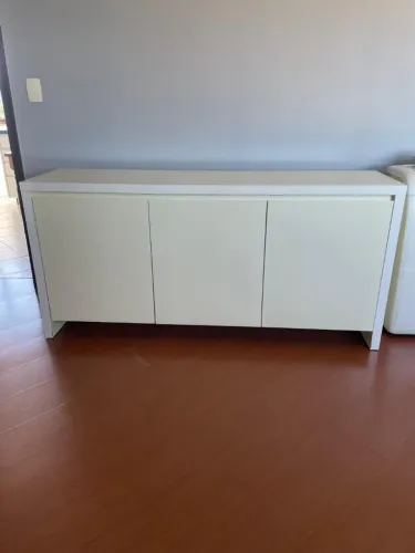 Buffet branco laqueado lindíssimo